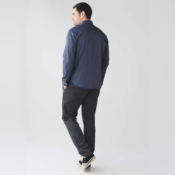 Lululemon 🍋 Bonded Voyage Long Sleeve Button Down Heathered Deep Navy Size M - Picture 13 of 16